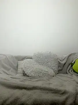 MiaKiittyy online show from March 10, 10:59 pm