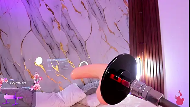 alicecute77 online show from March 2, 7:15 am