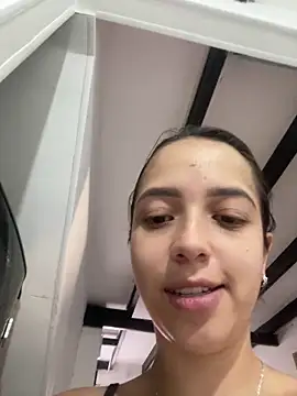 Snapshot of dalianataba chatting on April 23, 5:48 pm dalianataba online show from April 23, 5:48 pm