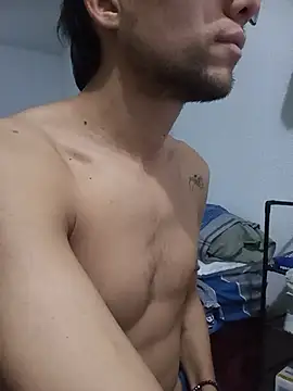 Snapshot of Naughty_Boy13 chatting on July 3, 8:59 pm Naughty Boy13 online show from July 3, 8:59 pm