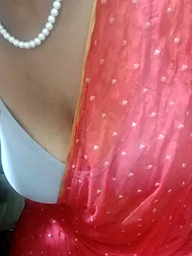 Snapshot of tami_lavanya chatting on September 13, 5:02 pm tami lavanya online show from September 13, 5:02 pm