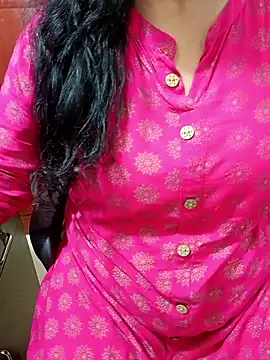 Snapshot of tami_lavanya chatting on September 15, 9:53 am tami lavanya online show from September 15, 9:53 am