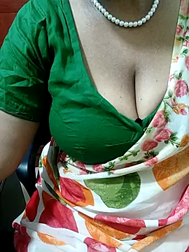 Snapshot of tami_lavanya chatting on September 18, 5:59 pm tami lavanya online show from September 18, 5:59 pm