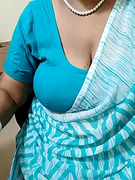 Snapshot of tami_lavanya chatting on October 12, 5:45 pm tami lavanya online show from October 12, 5:45 pm