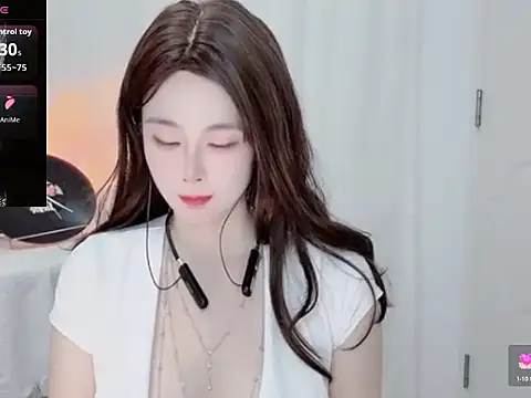 Snapshot of yiyi-zh chatting on July 18, 3:11 am yiyi-zh online show from July 18, 3:11 am