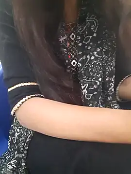 Aarti-kumri online show from November 7, 5:24 pm