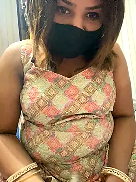 Snapshot of Saaay_StripQueen chatting on September 15, 7:36 pm Saaay StripQueen online show from September 15, 7:36 pm