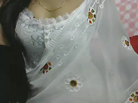 Snapshot of sheetal-sheetal95 chatting on September 10, 5:13 pm sheetal-sheetal95 online show from September 10, 5:13 pm