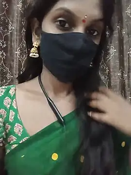 Snapshot of kavya-telugu84 chatting on May 26, 7:10 pm kavya-telugu84 online show from May 26, 7:10 pm