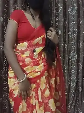 Snapshot of kavya-telugu84 chatting on June 3, 6:13 pm kavya-telugu84 online show from June 3, 6:13 pm
