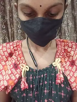 Snapshot of kavya-telugu84 chatting on June 4, 10:49 pm kavya-telugu84 online show from June 4, 10:49 pm
