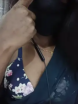 Snapshot of kavya-telugu84 chatting on June 20, 7:38 pm kavya-telugu84 online show from June 20, 7:38 pm