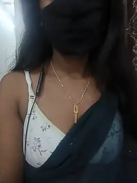 Snapshot of kavya-telugu84 chatting on June 26, 1:15 pm kavya-telugu84 online show from June 26, 1:15 pm