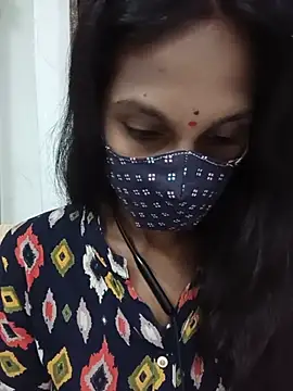 Snapshot of kavya-telugu84 chatting on July 19, 7:06 pm kavya-telugu84 online show from July 19, 7:06 pm