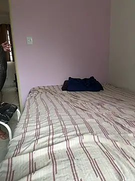 mermaidblue online show from April 8, 2:17 pm