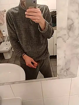 Baldassarre1990 online show from November 30, 1:42 am