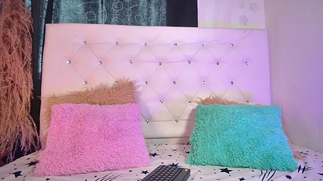Snapshot of tatixxxvega chatting on May 29, 7:12 pm tatixxxvega online show from May 29, 7:12 pm