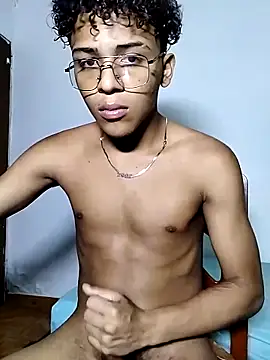 Manuel Mateus1 online show from October 22, 7:57 pm