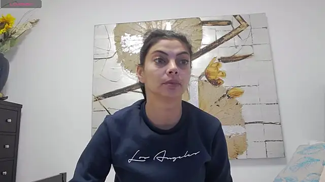 LadyLiia online show from December 2, 4:53 am