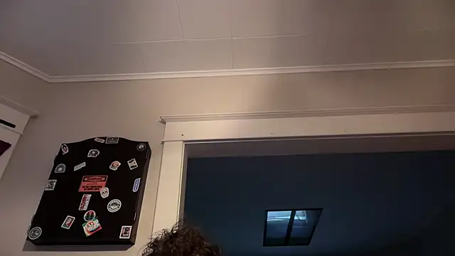 Snapshot of VeeJay48826 chatting on September 23, 10:51 am VeeJay48826 online show from September 23, 10:51 am