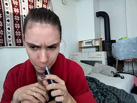 HoneySquirrel online show from October 19, 11:22 am