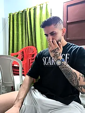 giannis090 online show from February 6, 3:33 am