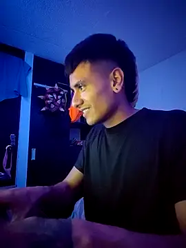 Snapshot of BADFUCKPUSSYHARDCORE chatting on March 2, 7:15 am BADFUCKPUSSYHARDCORE online show from March 2, 7:15 am