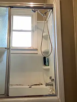 SlimSexxxy69 online show from October 7, 10:40 pm