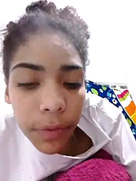 ZafiroAndFlynn online show from February 8, 6:50 am