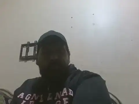 elpoop7305 online show from March 31, 8:42 pm