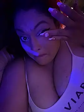 xHelloKitty online show from April 4, 12:46 pm