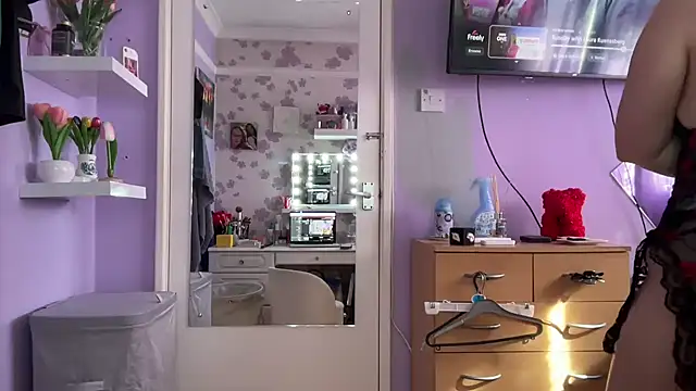 SexySashaxox online show from April 19, 8:46 am