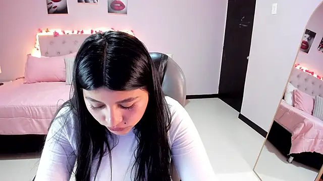 Snapshot of Miss_Cataleya__ chatting on May 25, 12:44 pm Miss Cataleya online show from May 25, 12:44 pm