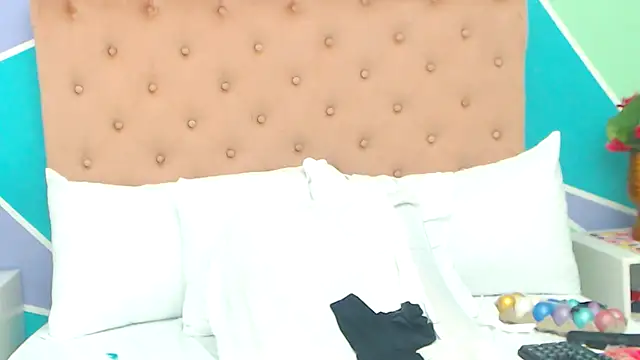 Morenaza6420 online show from March 26, 10:37 pm