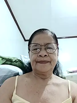 Snapshot of Sweet-Lita50 chatting on April 28, 12:09 am Sweet-Lita50 online show from April 28, 12:09 am