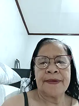 Snapshot of Sweet-Lita50 chatting on May 6, 12:08 am Sweet-Lita50 online show from May 6, 12:08 am