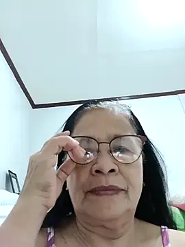 Snapshot of Sweet-Lita50 chatting on May 11, 1:44 am Sweet-Lita50 online show from May 11, 1:44 am