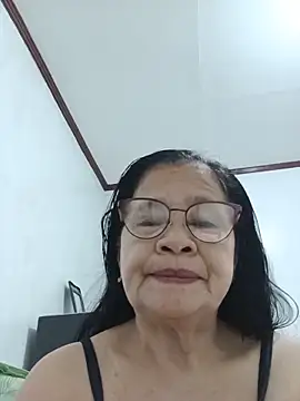 Snapshot of Sweet-Lita50 chatting on May 22, 1:57 am Sweet-Lita50 online show from May 22, 1:57 am