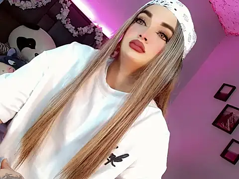 Snapshot of kattie_Sweet_ chatting on October 11, 9:35 pm kattie Sweet  online show from October 11, 9:35 pm