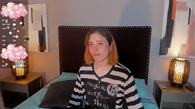 Snapshot of seraphine_star chatting on February 12, 1:55 am seraphine star online show from February 12, 1:55 am