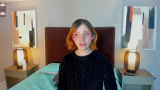 Snapshot of seraphine_star chatting on February 21, 1:06 am seraphine star online show from February 21, 1:06 am