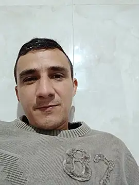 Snapshot of BrunoValen chatting on July 19, 4:38 am BrunoValen online show from July 19, 4:38 am