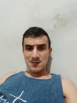 Snapshot of BrunoValen chatting on August 5, 11:57 am BrunoValen online show from August 5, 11:57 am