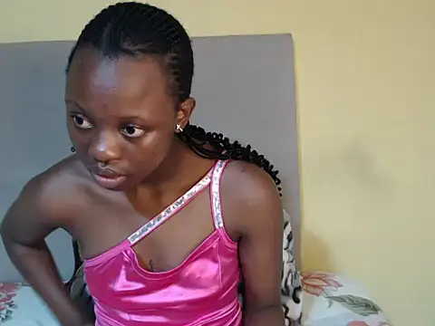 SexyKatLady18 online show from April 15, 6:37 pm