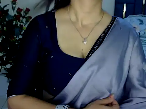 Snapshot of Rumi_cute chatting on April 25, 4:04 pm Rumi cute online show from April 25, 4:04 pm