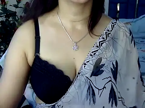 Snapshot of Rumi_cute chatting on May 8, 9:58 am Rumi cute online show from May 8, 9:58 am