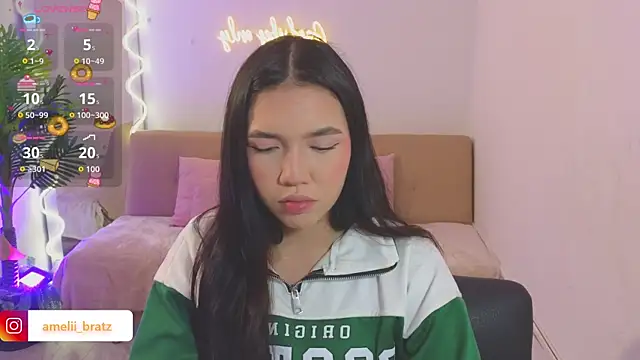 Ameliiaa tay online show from October 4, 11:30 am