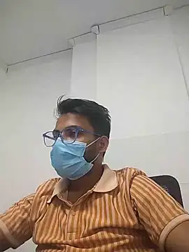 themasklover online show from May 21, 7:26 am