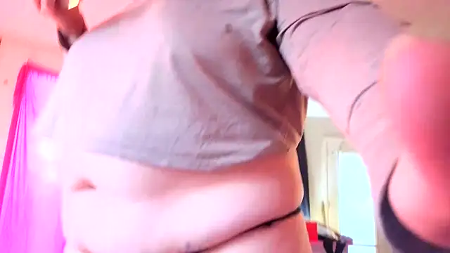 Snapshot of Princess__Kitty__ chatting on February 27, 8:31 pm Princess Kitty online show from February 27, 8:31 pm