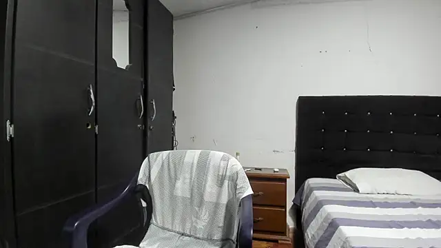 Ryan xc1 online show from March 12, 3:12 am